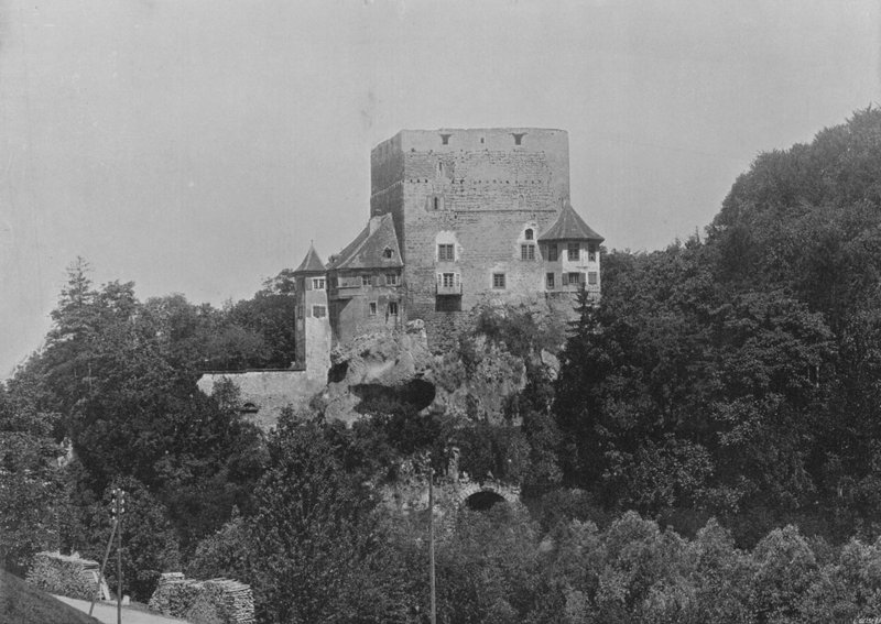 Castello di Angenstein (foto in bianco e nero) da Swiss Photographer