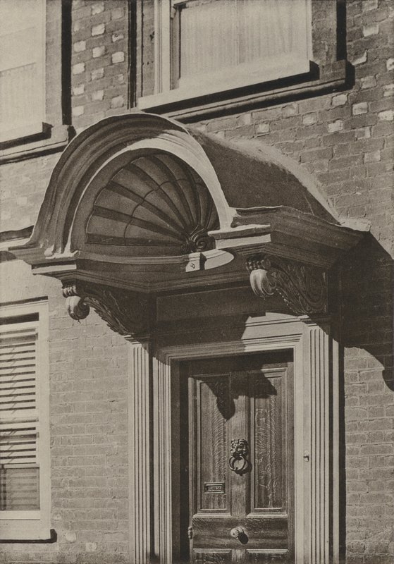 Porta, High Street, High Wycombe, Bucks da William Galsworthy Davie
