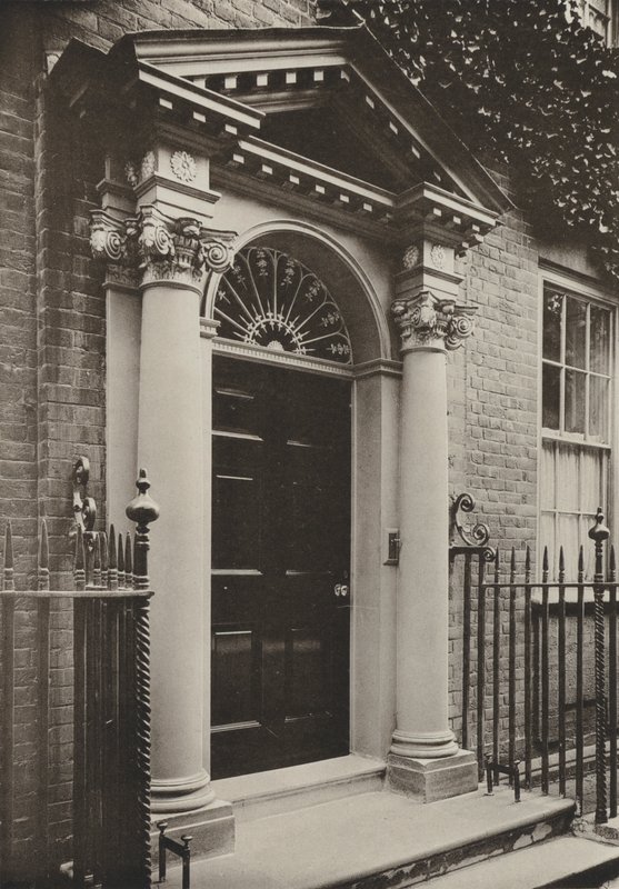 Porta, Redhill Road, Reigate, Surrey da William Galsworthy Davie