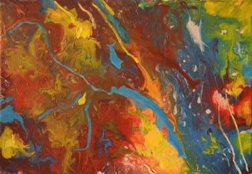 Astratto: tecnica del pour con colori acrilici in rosso, blu e giallo