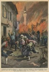 A Salonicco un incendio sviluppatosi di notte in un deposito di legnami si è esteso paurosamente