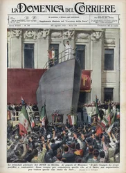 Visita del duca Benito Mussolini a Messina durante un viaggio in Sicilia. Illustrazione di Achille Beltrame in 