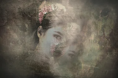 Sguardo floreale etereo