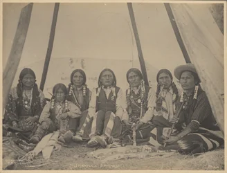 Jicarilla, Apache
