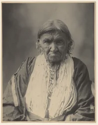Signora Joseph Street, Winnebago