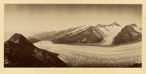 [Passo di montagna innevato]