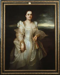 Ritratto di una signora con un vestito bianco ricamato con perle