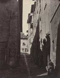 Ristrutturazione della città vecchia di Marsiglia, Rue Caves de l