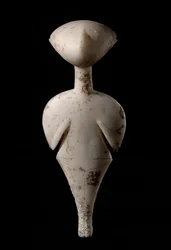 Statuetta di una donna: "La stargazer"