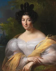 Una signora in abito bianco