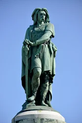 Statua colossale di Vercingetorige (72-46 a.C.), leader gallico