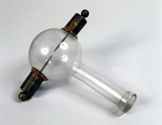 Il fucile elettrico di Alessandro Volta usato per accendere il metano. Museo della Scienza e della Tecnologia, Milano.