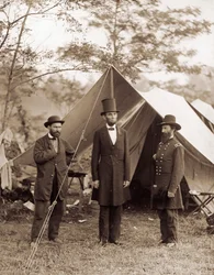 Il presidente Lincoln al campo di battaglia di Antietam