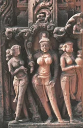 Scultura raffigurante figure femminili, tempio Jain n. 16, Deogarh, Uttar Pradesh, India, VIII-XVII secolo