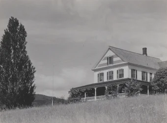Casa sulla collina, Lake George