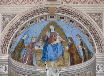 Gian Galeazzo Visconti e i suoi figli Filippo Maria, Giovanni Maria e Gabriele Maria presentano il modello della Certosa alla Vergine Maria e al Bambino (affresco)