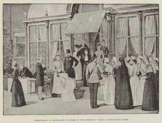 Consegna dei certificati alle infermiere da parte della Principessa del Galles a Marlborough House