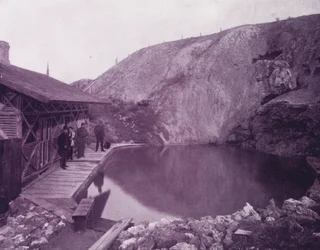 La piscina alle Banff Hot Springs, British America