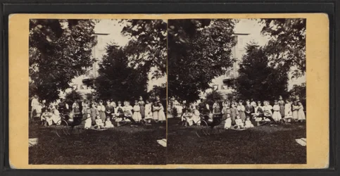 Bambini e parco giochi, Comunità di Oneida, Stato di New York, c.1870