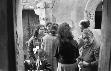 CROTONE - IL CORRISPONDENTE ASCOLTA