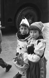 BAMBINI MASCHERATI A CROTONE, Crotone