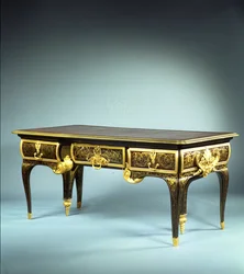 Bureau plat di Luigi XIV