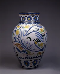 Vaso in maiolica dipinto e decorato da un uccello (ceramica)