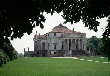 Veduta della villa Almerico-Capra detta La Rotonda di Andrea Palladio (1567-1570) completata da Vincenzo Scamozzi (1591), Vicenza, Italia