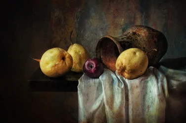 Pere rustiche e brocca