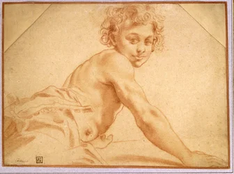 Un ragazzo che guarda oltre la spalla