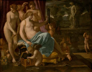 Venere adornata dalle Grazie