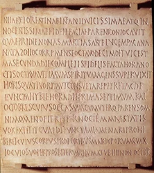 Antichità cristiana: iscrizioni di Catania che descrivono il metodo di amministrazione dei battesimi e dei riti funerari, inizio del IV secolo. Museo del Louvre, Parigi