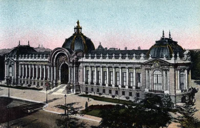 Parigi: vista esterna del Petit Palais inaugurato nel 1900, foto del 1920 in "Artistic Album" della città di Parigi