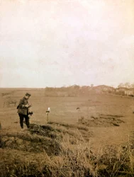 Fotografia da un album personale di un tenente di fanteria durante i primi mesi della Prima Guerra Mondiale
