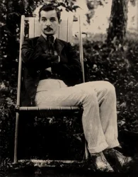 Sacha Tchorny - Ritratto del poeta Sasha Chorny (1880-1932), Anonimo. Fotografia