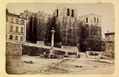 La città di Marsiglia e i suoi dintorni intorno al 1885-1890: la chiesa di San Vittore, Collezione privata