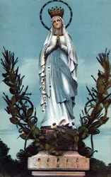 La vergine incoronata a Lourdes - Hautes Pyrenees (65) intorno al 1900.