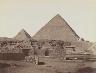 Piramidi di Giza, vista da nord-est delle piramidi di Chefren e Cheope