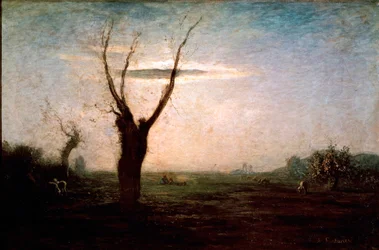 Paesaggio di aprile di fine inverno con un albero ancora senza foglie
