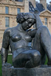 Jardin des tuileries, Aristide Maillol, Montagne 1937 (piombo), Parigi, Francia (foto)
