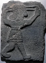 Figura che lancia una fionda, Tel Halaf