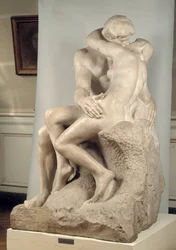 Il bacio. Scultura in marmo (1840-1917)