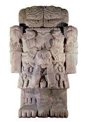 Civiltà azteca: statua in pietra della dea della Terra, della Creazione e della Morte, Coatlicue