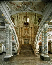Veduta del grande scalone del Castello di Augustusburg, progettato dall