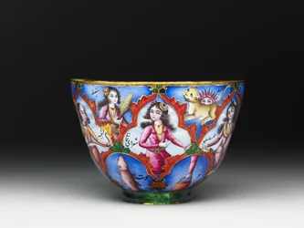 Ciotola con coperchio, piattino e cucchiaio con decorazione astrologica, inizio XIX secolo