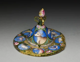 Ciotola con coperchio, piattino e cucchiaio con decorazione astrologica, inizio XIX secolo