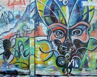 Mostro dai graffiti vivaci