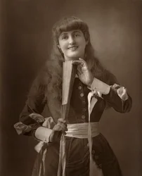 Attrice britannica Alice Atherton in Oliver Grumble