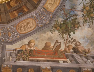 Dama, musicista e cupidi sul balcone (dettaglio)
