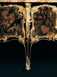 Comò di Luigi XV
